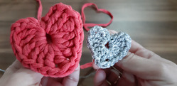 Сердечко-валентинка крючком из трикотажной пряжи за 5 минут видео МК