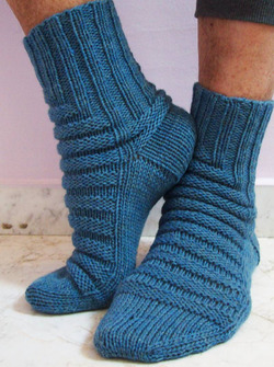 Мужские носки "РАТНИК"' с анатомической стопой, спицами.