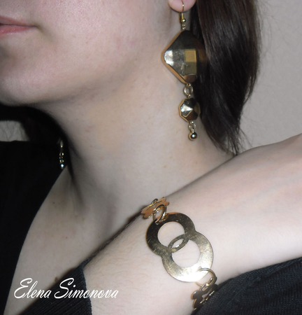 Комплект украшений "Золотой" (серьги длинные, браслет) ручной работы на заказ