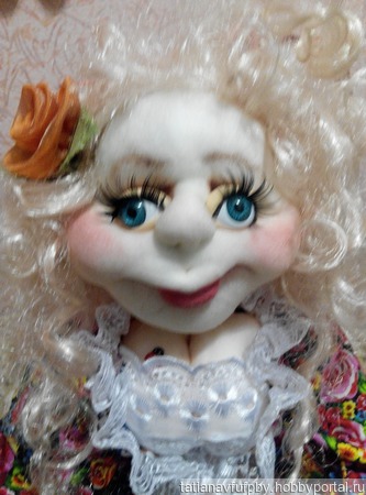 Лили - кукла грелка на чайник ручной работы на заказ