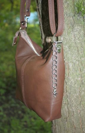 "Шоколадка" Маленькая сумочка кросс-боди на длинном ремешке ручной работы на заказ