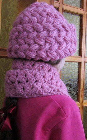 Комплект шапка и шарф "Нежно-розовый" ручной работы на заказ