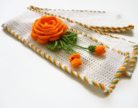 Шапка и шарф из шерсти для девочки. Комплект Оранжевые розы ручной работы на заказ