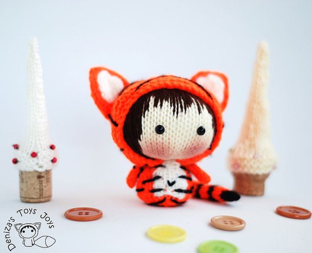 - "        Tanoshi.'    