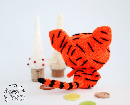 - "        Tanoshi.'    