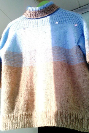 Ручная работа свитерок спицами "Небесно голубой" ручной работы на заказ
