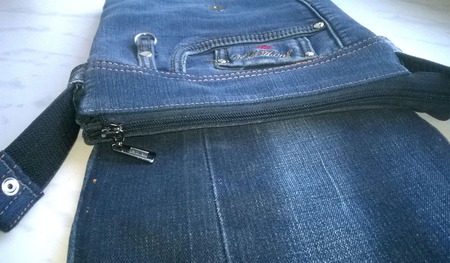 ����� ��������� ������� Casual ������ ������ �� �����