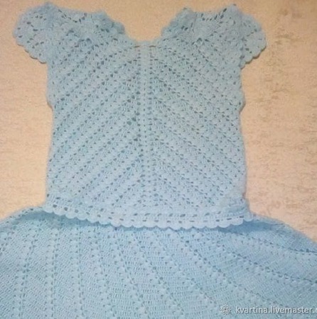 Вязаное крючком платье для девочки ручной работы на заказ