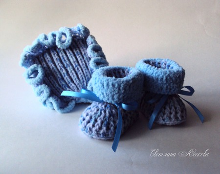 Комплект для новорожденного малыша  вязаный голубой ручной работы на заказ