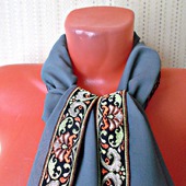 Серый шифоновый шарф ручной работы "Серый опал"