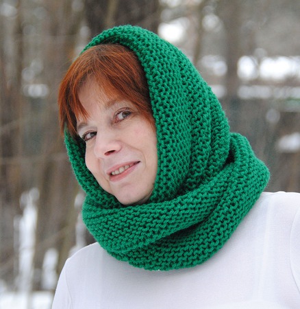 Снуд-шарф  ярко-зеленый "Изумрудный" ( полушерсть) ручной работы на заказ