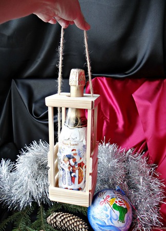Набор новогоднее шампанское в деревянной упаковке ручной работы на заказ
