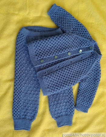 Описание вязания костюмчика «Кнопка» для малыша. «Реглан сверху». Размер: от 3 до 9 месяцев, обхват ручной работы на заказ