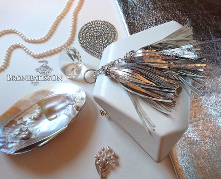 ����� ����� Silver Tassel ������ ������ �� �����