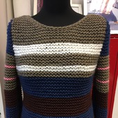 Вязаный свитер ручной работы в Москве