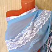 Голубой шарф ручной работы из ткани "Белые розы" модель 2