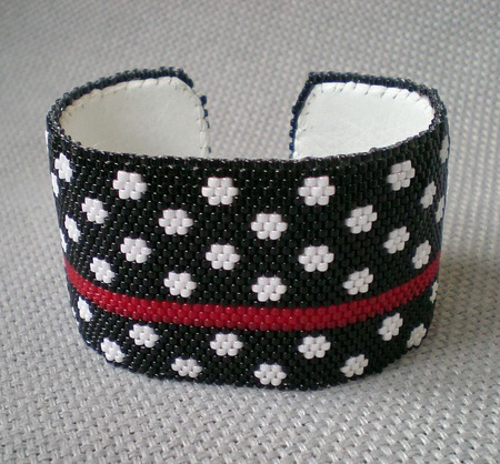 ������� "Polka dot" ������ ������ �� �����
