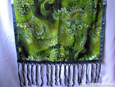 Зеленый шарф ручной работы из ткани "Зеленая фея" модель 1 ручной работы на заказ
