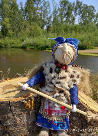 Кукла Баба Яга народная обережная кукла помощница в делах финансах ручной работы на заказ