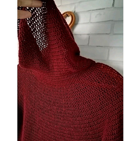 Бордовый свитер из 100% мериносовой шерсти ручной работы на заказ