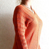 Пуловер с асимметричным низом