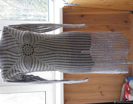 Платье крючком с длинным рукавом ручной работы на заказ