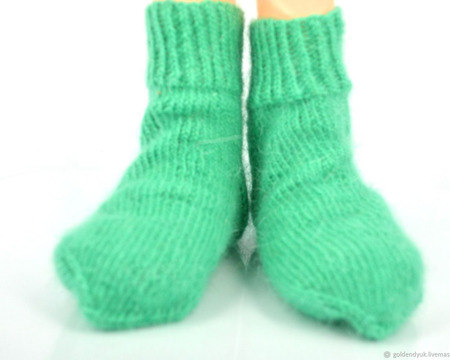 Зелёные пуховые носки для детей ручной работы на заказ