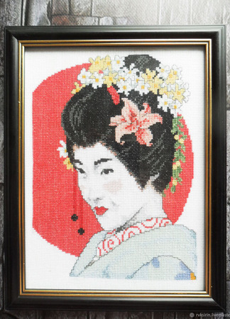 Картина "Японка" с ручной вышивкой крестом ручной работы на заказ