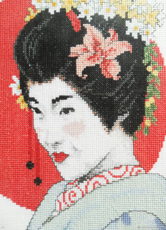 Картина "Японка" с ручной вышивкой крестом ручной работы на заказ