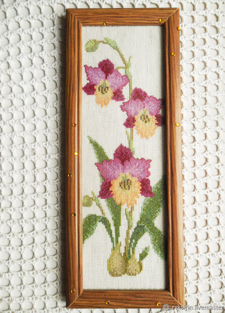Вышитая крестиком картина "Орхидеи" ручной работы на заказ