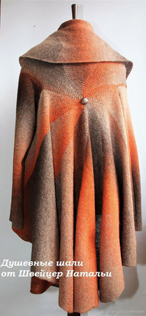 Вязаное круглое нарядное пальто демисезонное из шерсти Осеннее рыжее ручной работы на заказ