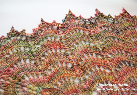 Шаль красивая разноцветная из эксклюзивного мериноса Малабриго Буйство красок ручной работы на заказ