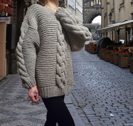 Вязаный свитер оверсайз "Палермо" с рельефными жгутами ручной работы на заказ