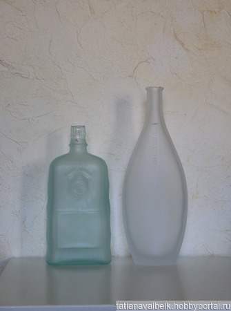 Бутылка матовое зелено-голубое стекло ручной работы на заказ
