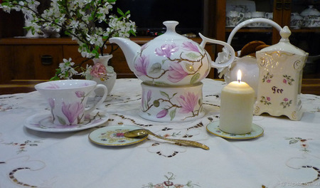 Чайник с подогревом "Английский сад" ручной работы на заказ