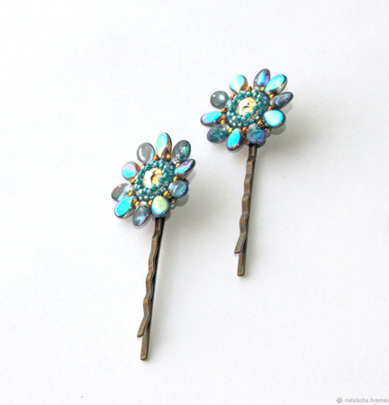 -     Swarovski ( 1)    