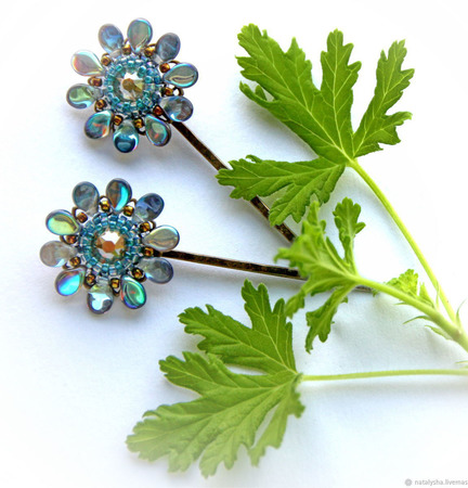 -     Swarovski ( 1)    