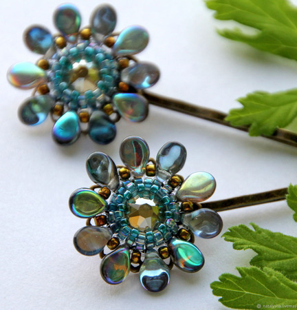 -     Swarovski ( 1)    