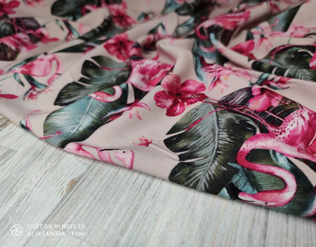 Штапель-поплин "Розовые фламинго" ручной работы на заказ