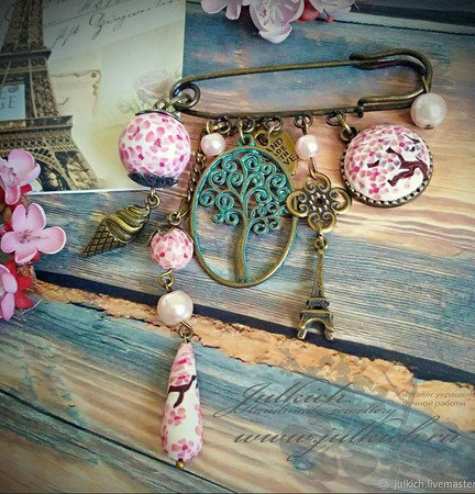 Брошь-булавка "Парижская весна" ручной работы на заказ