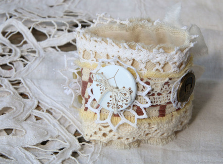 Браслет-манжета текстильный «Анна» ручной работы на заказ