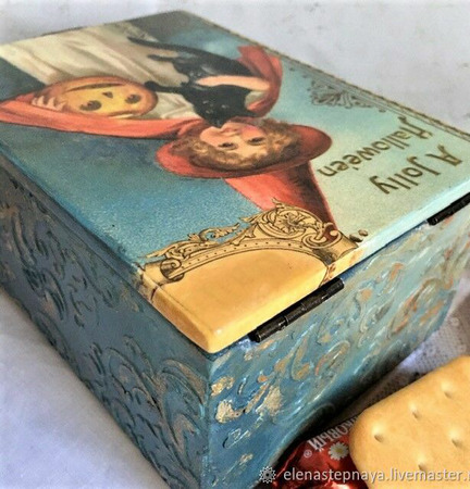 �������� "Happy Halloween" ������ ������ �� �����