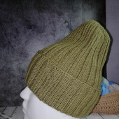 Мериносовая шапка мужская цвета хаки
