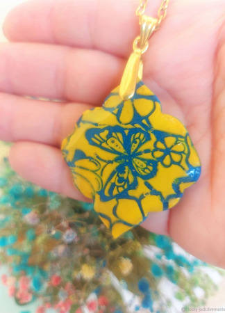 Серьги-кольца и кулон Бабочки желто-синий комплект украшений ручной работы на заказ