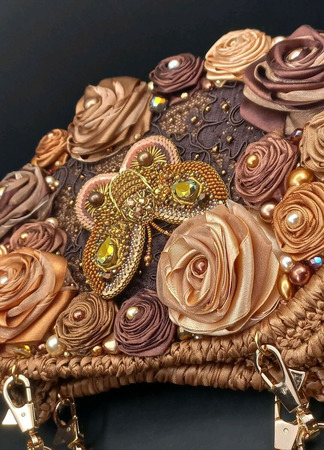 ������� Golden Butterfly �� �������� ���� ������ ������ �� �����
