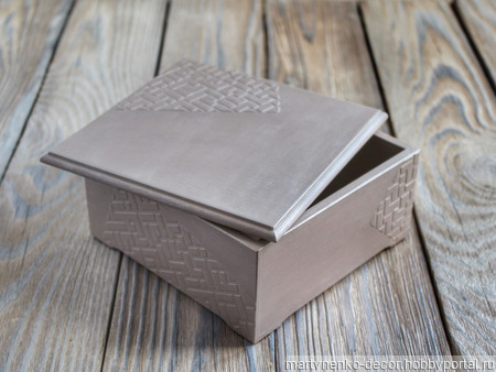 Шкатулка ящик короб коробка для хранения украшений из дерева "Дейзи" ручной работы на заказ